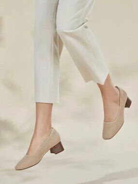 Vivaia Melody 2.0 Square Toe Chunky Heels High Heeled Pumps Shoes Tan Size 7